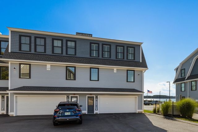 36 Little Bay Drive, Dover, NH 03820