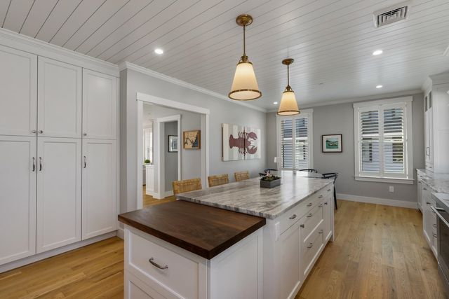 36 Little Bay Drive, Dover, NH 03820