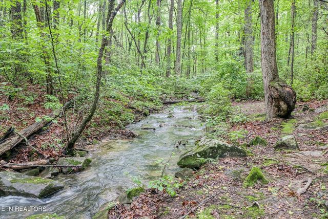 182 Canterbury Drive, Crossville, TN 38558