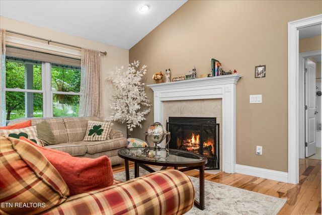 182 Canterbury Drive, Crossville, TN 38558