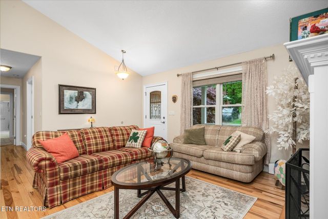 182 Canterbury Drive, Crossville, TN 38558