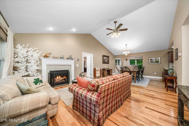 182 Canterbury Drive, Crossville, TN 38558