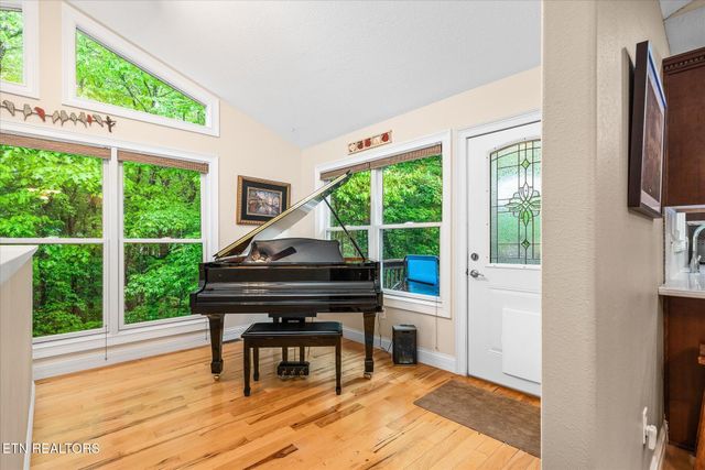 182 Canterbury Drive, Crossville, TN 38558