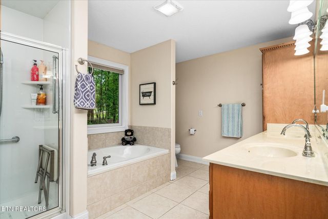 182 Canterbury Drive, Crossville, TN 38558