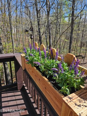 182 Canterbury Drive, Crossville, TN 38558