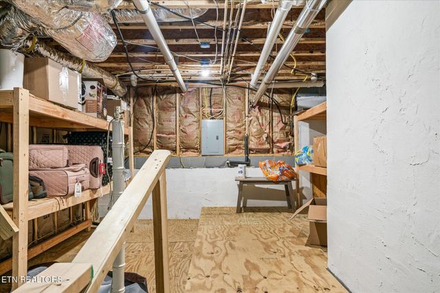 182 Canterbury Drive, Crossville, TN 38558