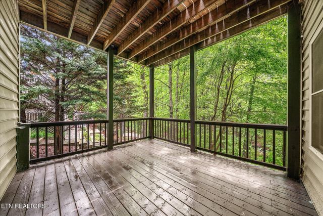 182 Canterbury Drive, Crossville, TN 38558