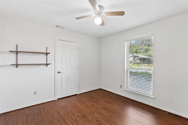 810 Meadowgate Drive, Garland, TX 75040