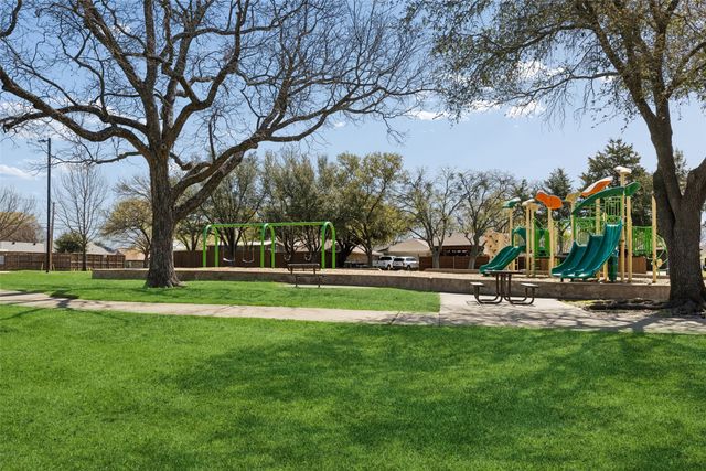 810 Meadowgate Drive, Garland, TX 75040