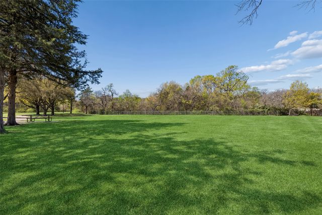 810 Meadowgate Drive, Garland, TX 75040