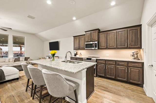 244 Ovaletta Drive, Justin, TX 76247