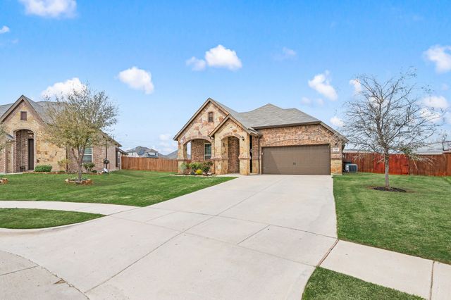 244 Ovaletta Drive, Justin, TX 76247