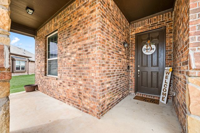 244 Ovaletta Drive, Justin, TX 76247