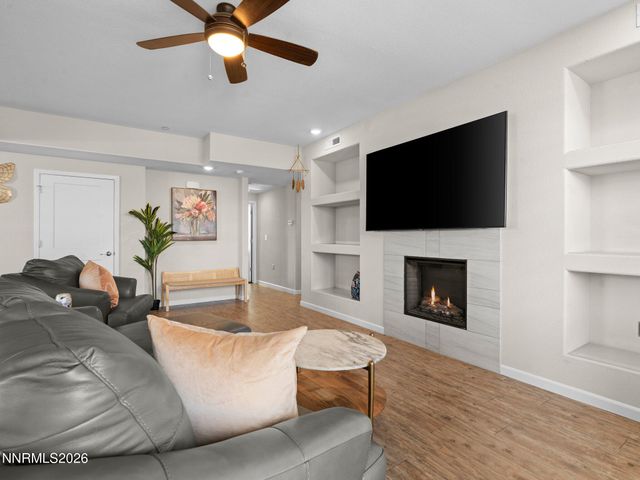 596 Costa Azul Drive, Sparks, NV 89436