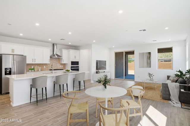 33353 N 132nd Drive, Peoria, AZ 85383