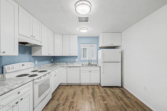 414 S 99TH Place, Mesa, AZ 85208