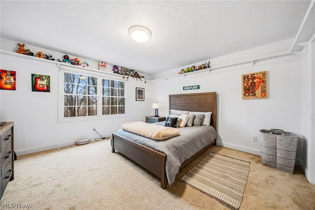 7370 Stockwood Drive, Solon, OH 44139