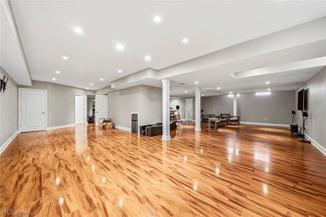 7370 Stockwood Drive, Solon, OH 44139