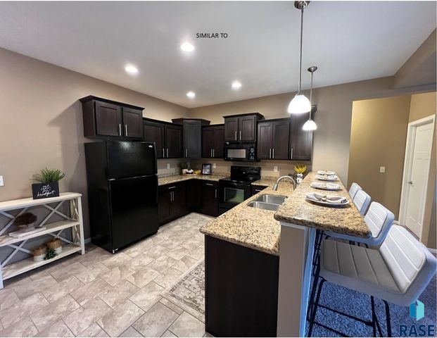 7446 S Louise Ave Avenue 203, Sioux Falls, SD 57108