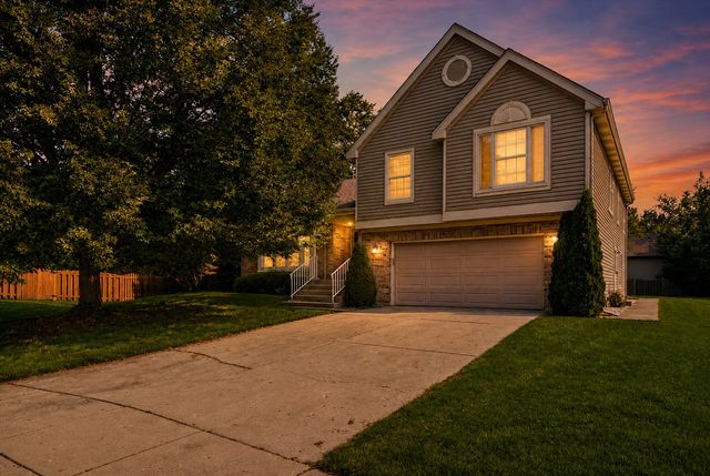1173 N Clearwater Court, Palatine, IL 60067