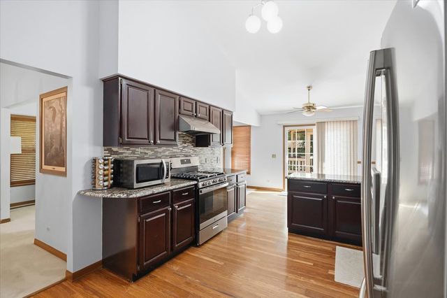 1173 N Clearwater Court, Palatine, IL 60067