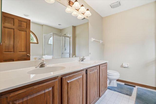 1173 N Clearwater Court, Palatine, IL 60067