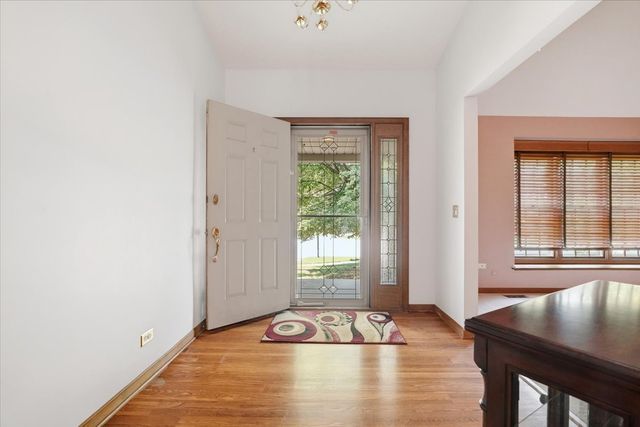 1173 N Clearwater Court, Palatine, IL 60067