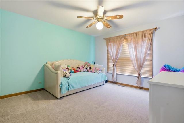1173 N Clearwater Court, Palatine, IL 60067