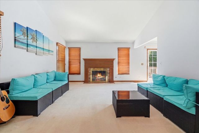 1173 N Clearwater Court, Palatine, IL 60067