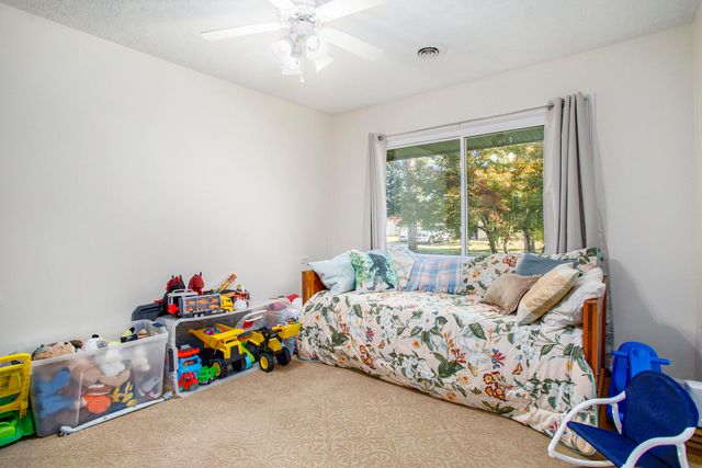 603 Park Avenue, Parchment City, MI 49004