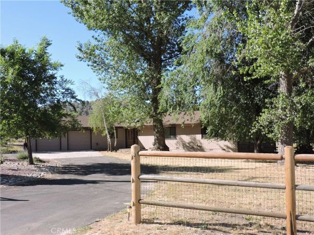 26931 Columbia Way, Tehachapi, CA 93561