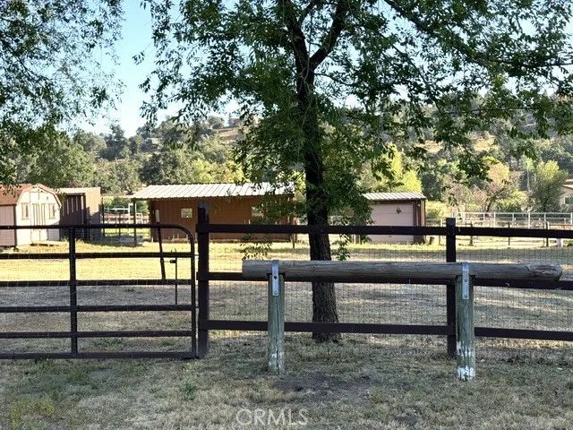 26931 Columbia Way, Tehachapi, CA 93561