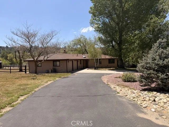 26931 Columbia Way, Tehachapi, CA 93561