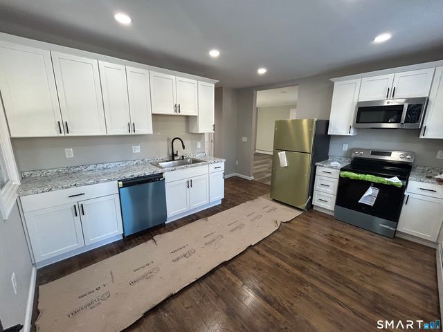 95 Cedar Street 1, Manchester, CT 06040