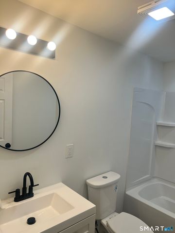 95 Cedar Street 1, Manchester, CT 06040