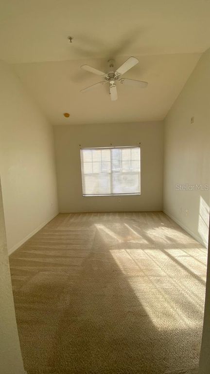 Image 15 of property listing at 2532 GRAND CENTRAL PARKWAY 3, Orlando, FL 32839