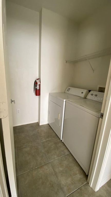 Image 4 of property listing at 2532 GRAND CENTRAL PARKWAY 3, Orlando, FL 32839