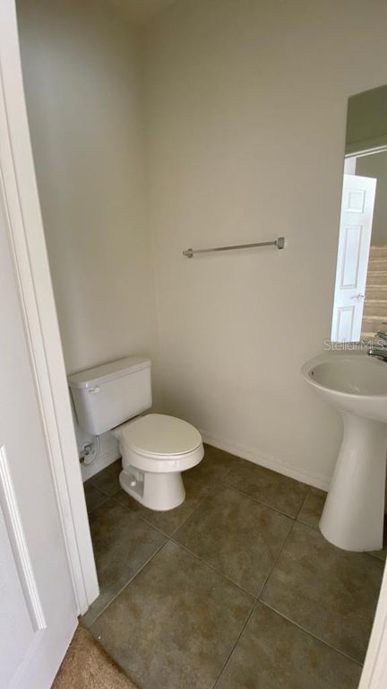 Image 10 of property listing at 2532 GRAND CENTRAL PARKWAY 3, Orlando, FL 32839