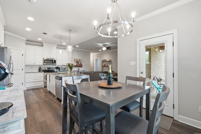 2740 Chert Cv, Sherwood, AR 72120