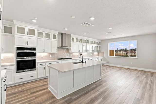 1178 Basecamp Dr, Lincoln, CA 95648