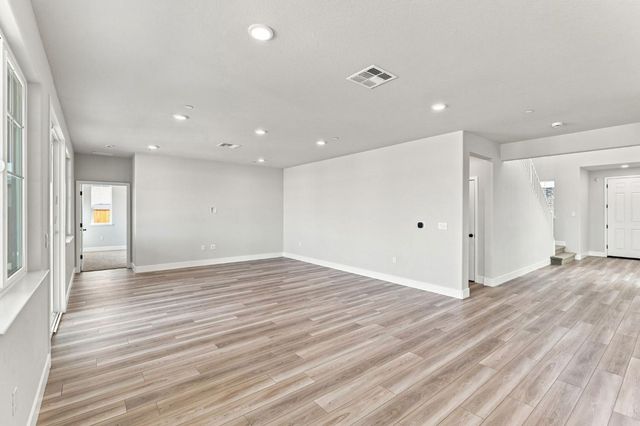 1178 Basecamp Dr, Lincoln, CA 95648