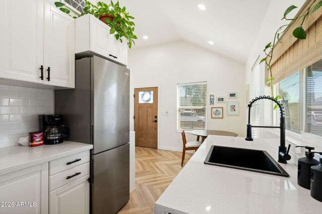 1124 N 13TH Street, Phoenix, AZ 85006