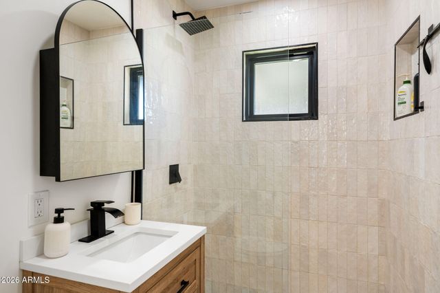 1124 N 13TH Street, Phoenix, AZ 85006