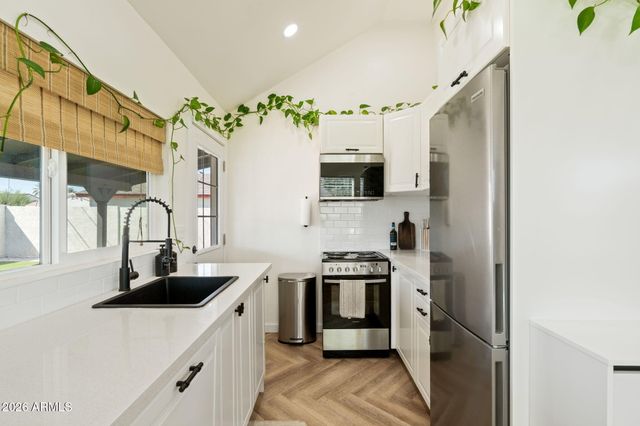 1124 N 13TH Street, Phoenix, AZ 85006