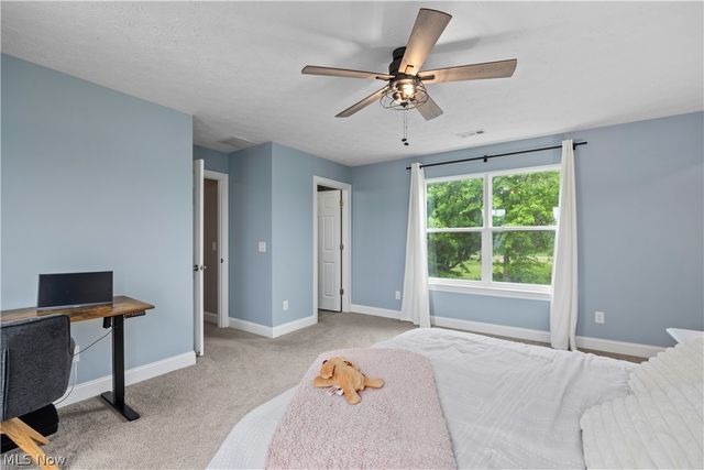 8109 Ashford Circle, North Ridgeville, OH 44039