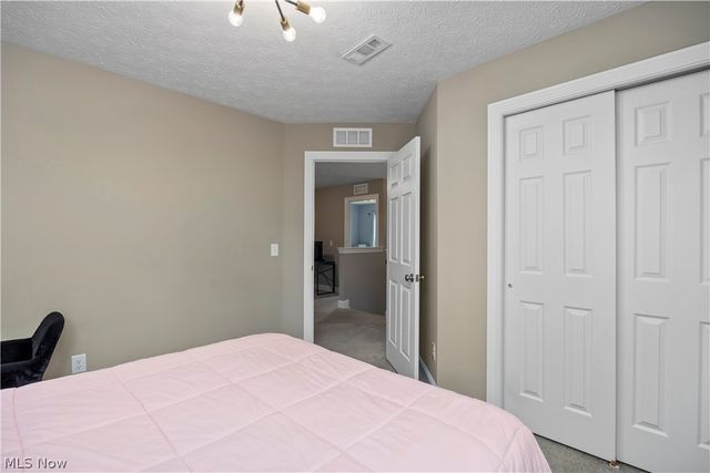 8109 Ashford Circle, North Ridgeville, OH 44039