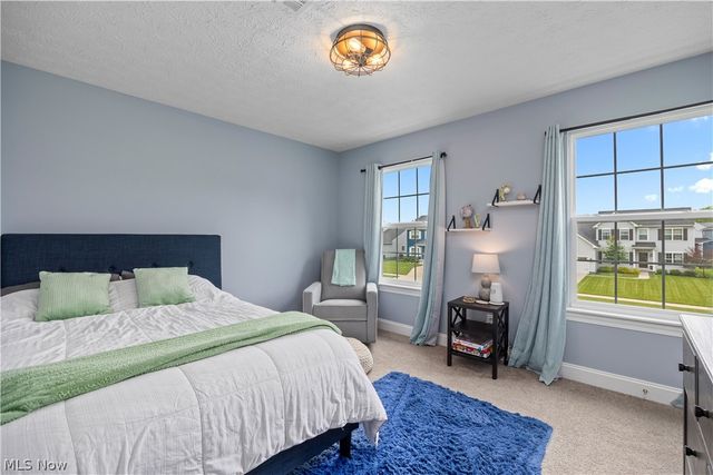 8109 Ashford Circle, North Ridgeville, OH 44039