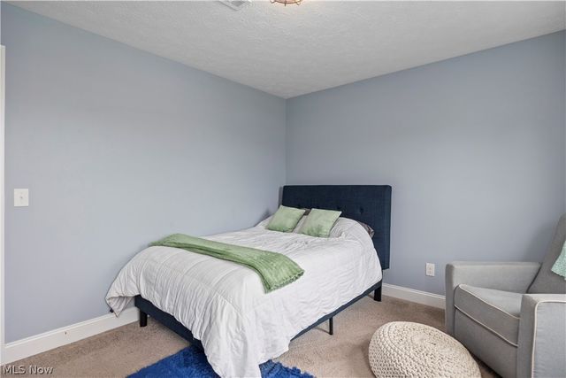 8109 Ashford Circle, North Ridgeville, OH 44039