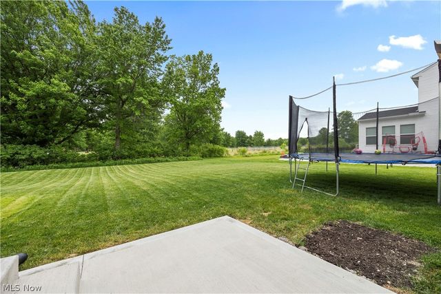 8109 Ashford Circle, North Ridgeville, OH 44039