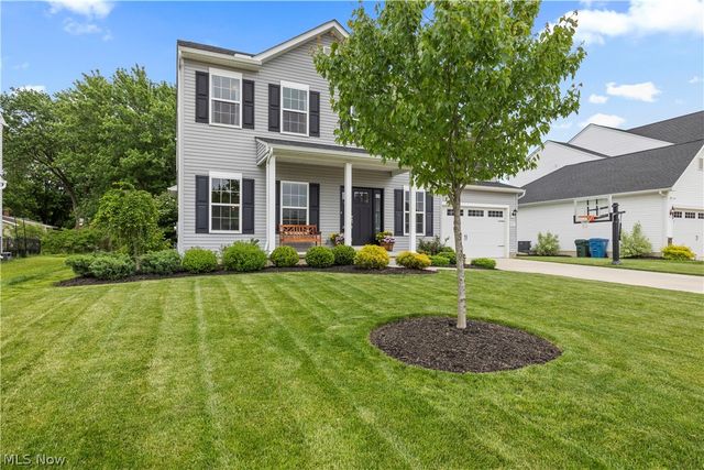 8109 Ashford Circle, North Ridgeville, OH 44039
